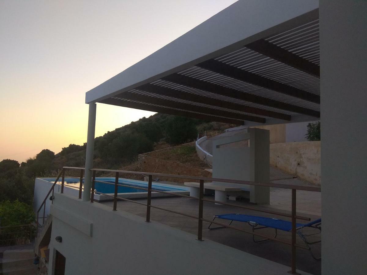 Villa Gusta Tholos  Exterior photo